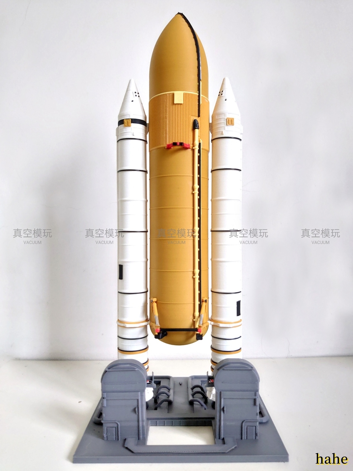 1/200 Discovery OV-103 Space Shuttle Launch Pad Booster Finish Static Model Toy