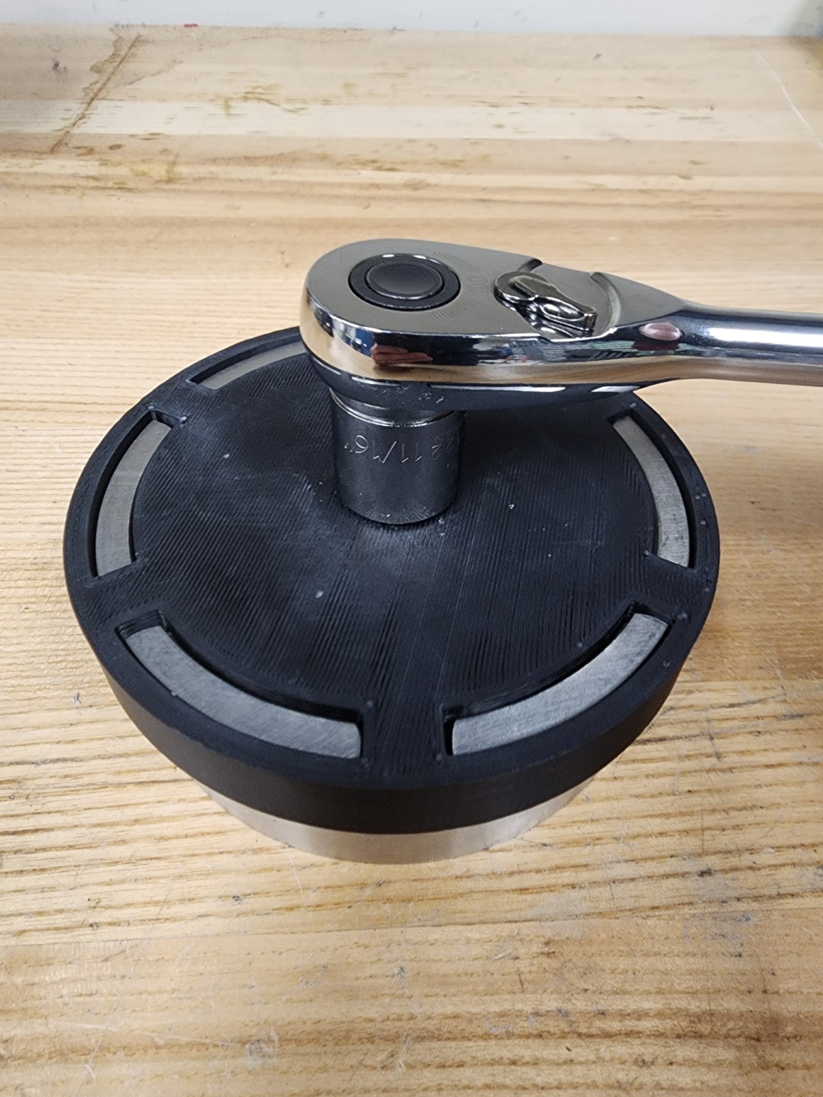 Tool For Rosemount Transmitter Covers Old Style (Models 1152 or 1153)