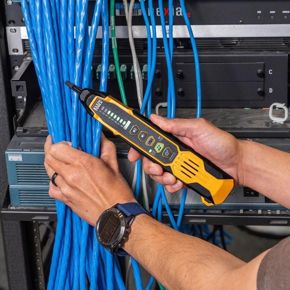 920 Digital and Analog Wire Tracer with LED Testing for Data and Voice Cables