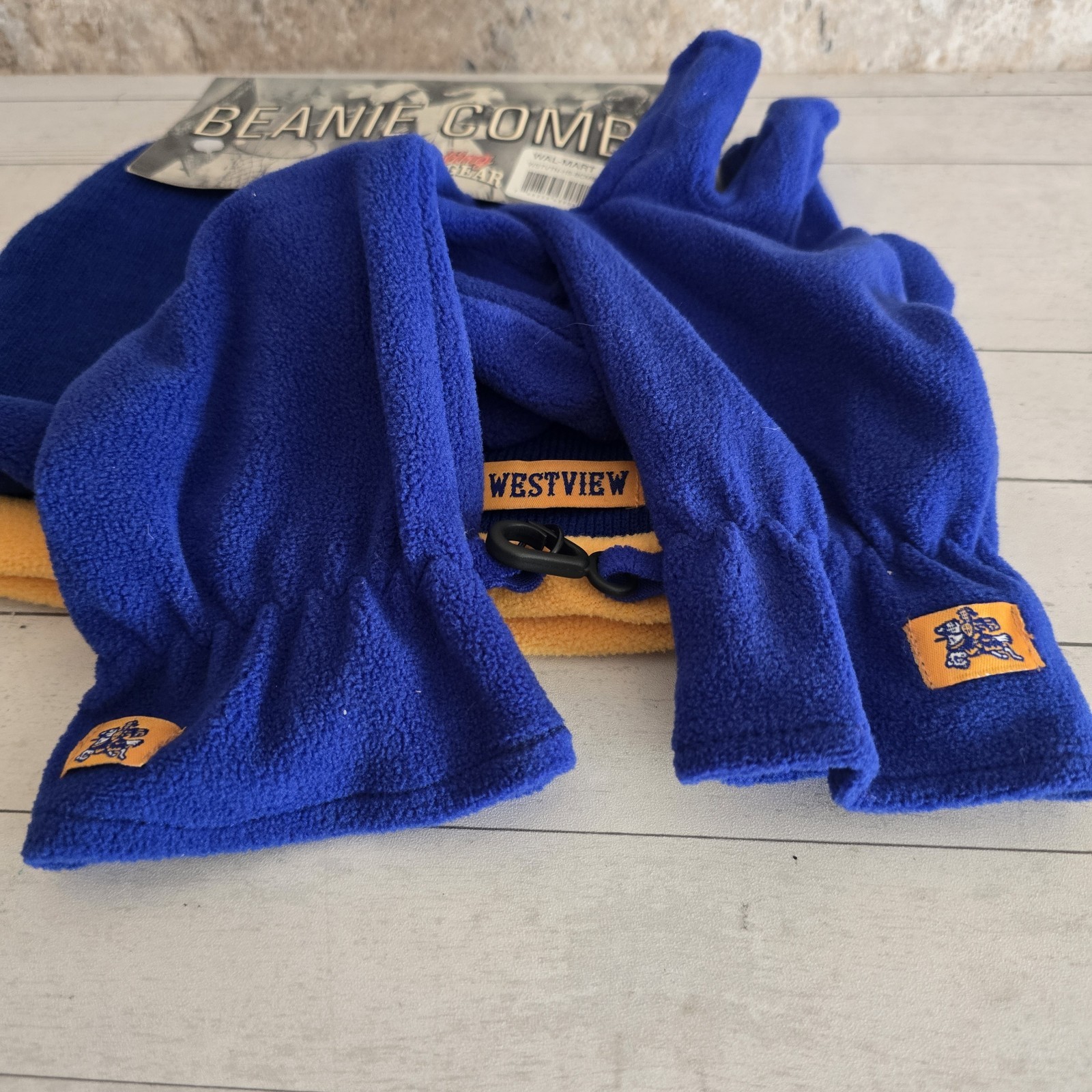 Captivating Headgear Westview Blue Beanie Glove Combo