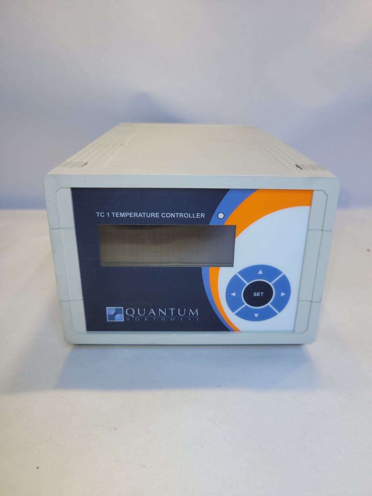 Quantum Northwest TC 1 temperature Controller TC1-B Govt Surplus Lab Scientific