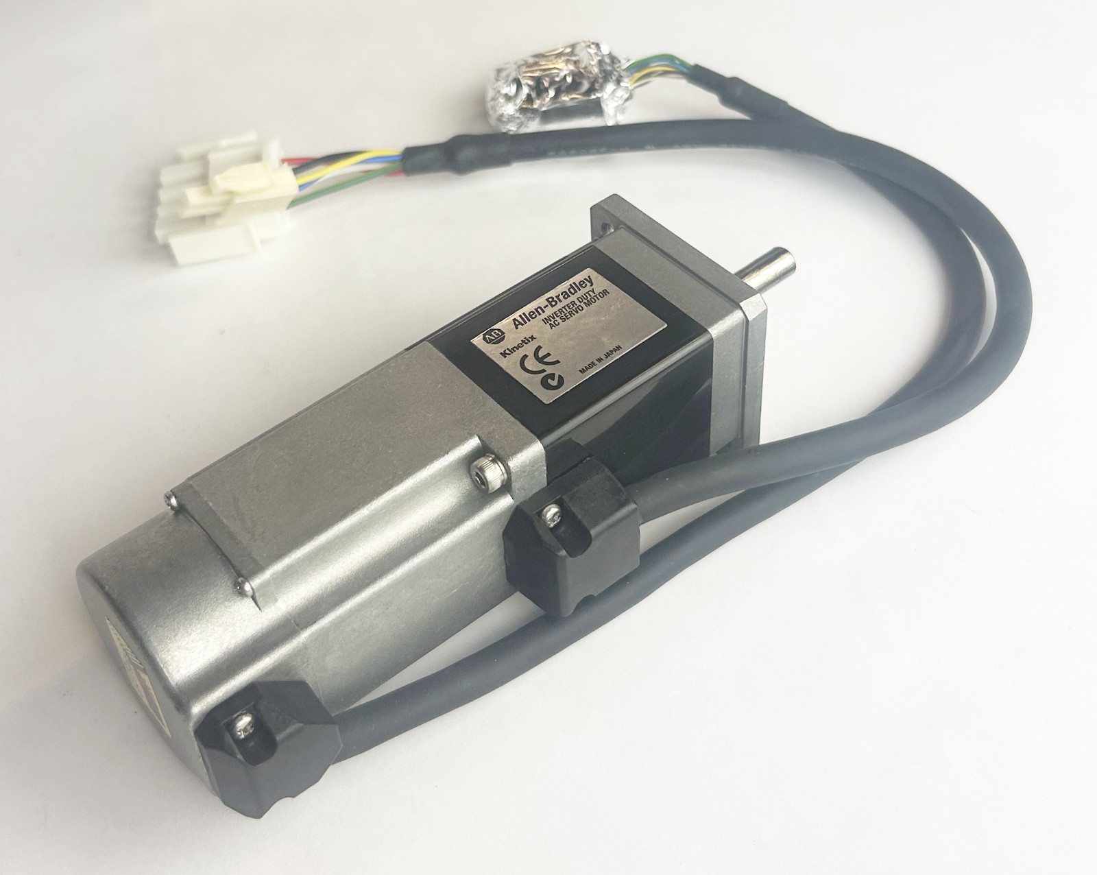 NEW TL-SERIES Allen Bradley SERVO MOTOR TL-A130P-HK34AN 24VDC S 5000 RPM