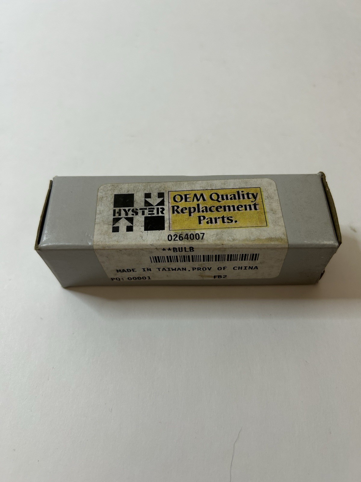 Hyster 0264007 Bulb (FAST FREE SHIPPING)