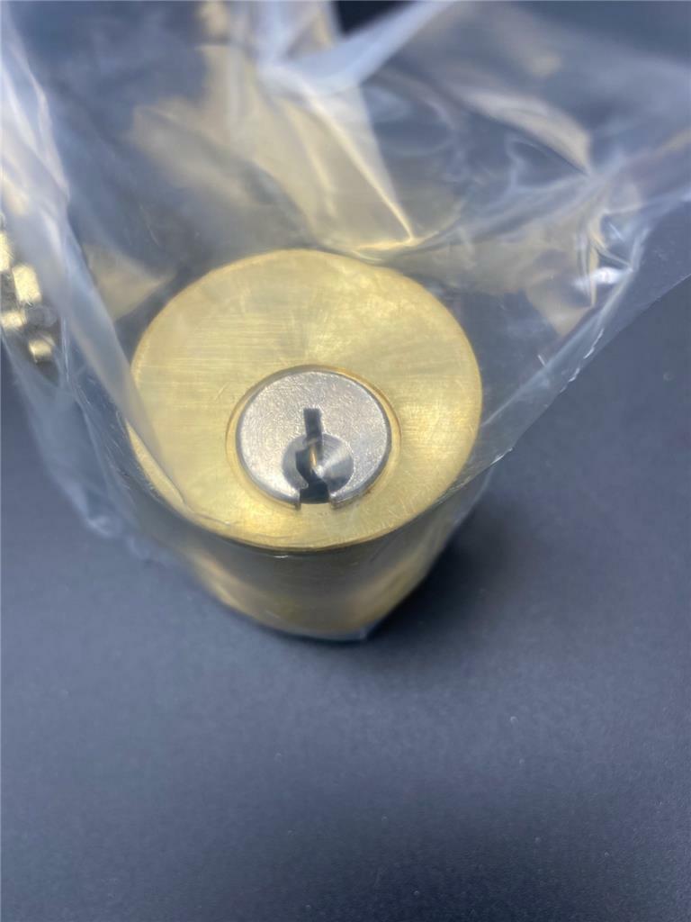 NEW Emtek Cylinder Lock Brass With 2 Keys S15