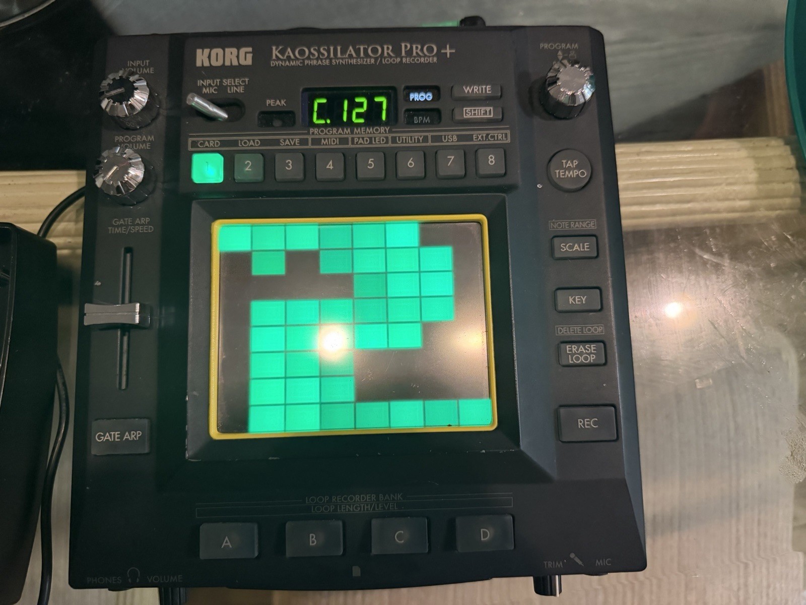 Dj Korg Kaossilator Pro Dynamic Effect Synthesizer