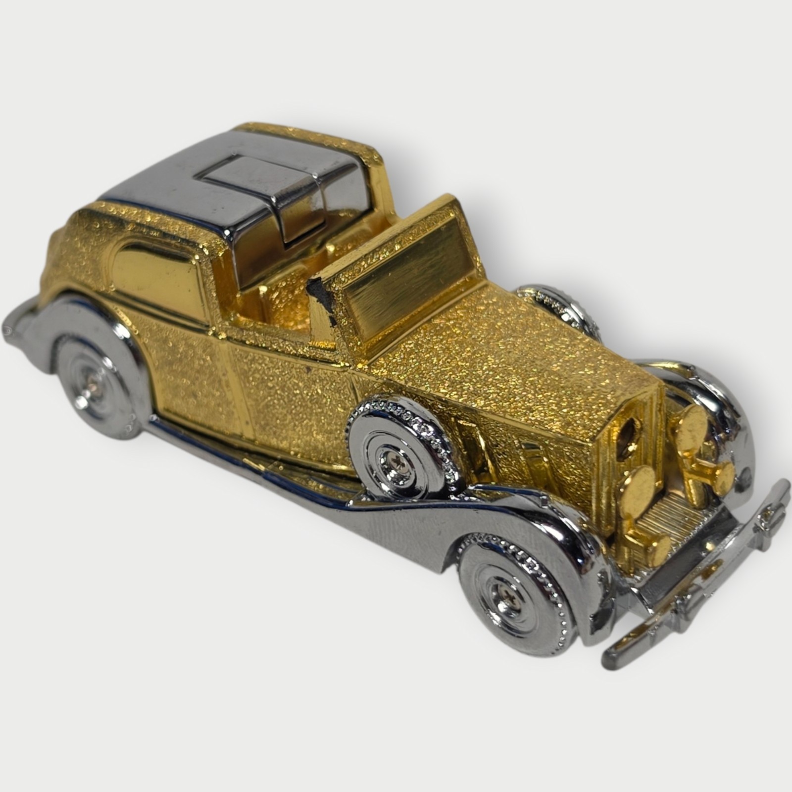 VINTAGE METAL NOVELTY RACE CAR BUTANE LIGHTER 5" Gold Tone - NEEDS FUEL EMPTY
