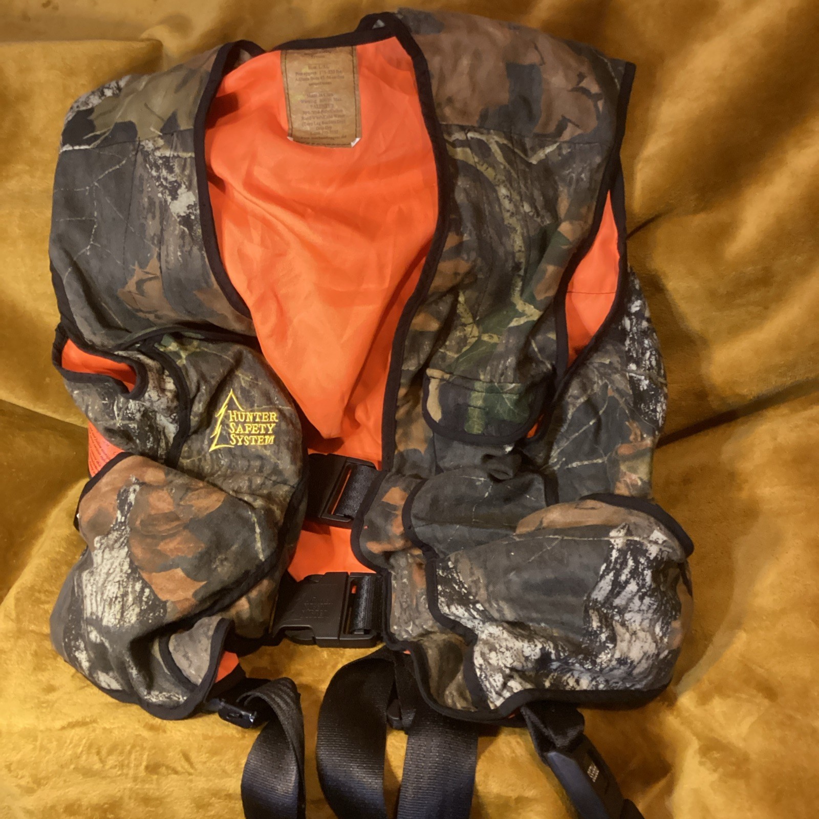 Hunter Safety System Tree Stand Vest Harness Realtree Camo Orange Large/XL