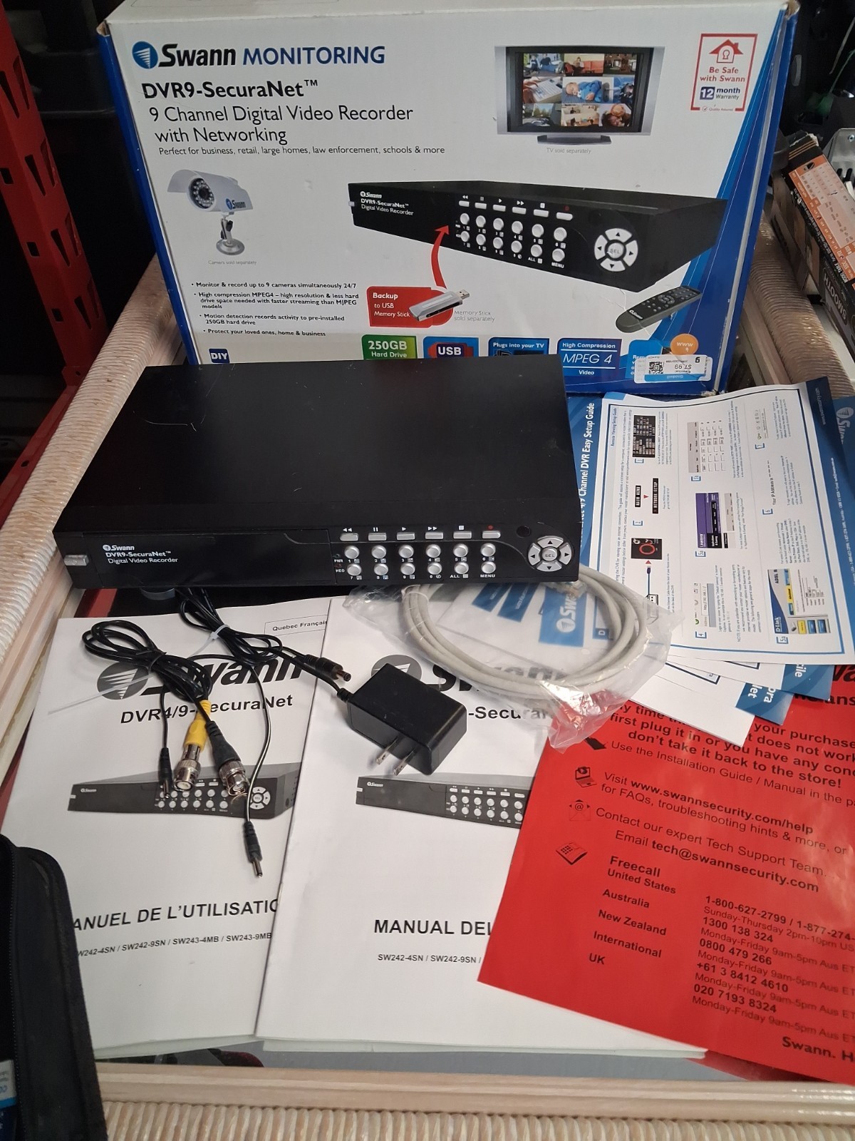 SWANN DVR9 - Securanet Digital Video Recorder )-MPEG 4 9 Channel Unit Only Works