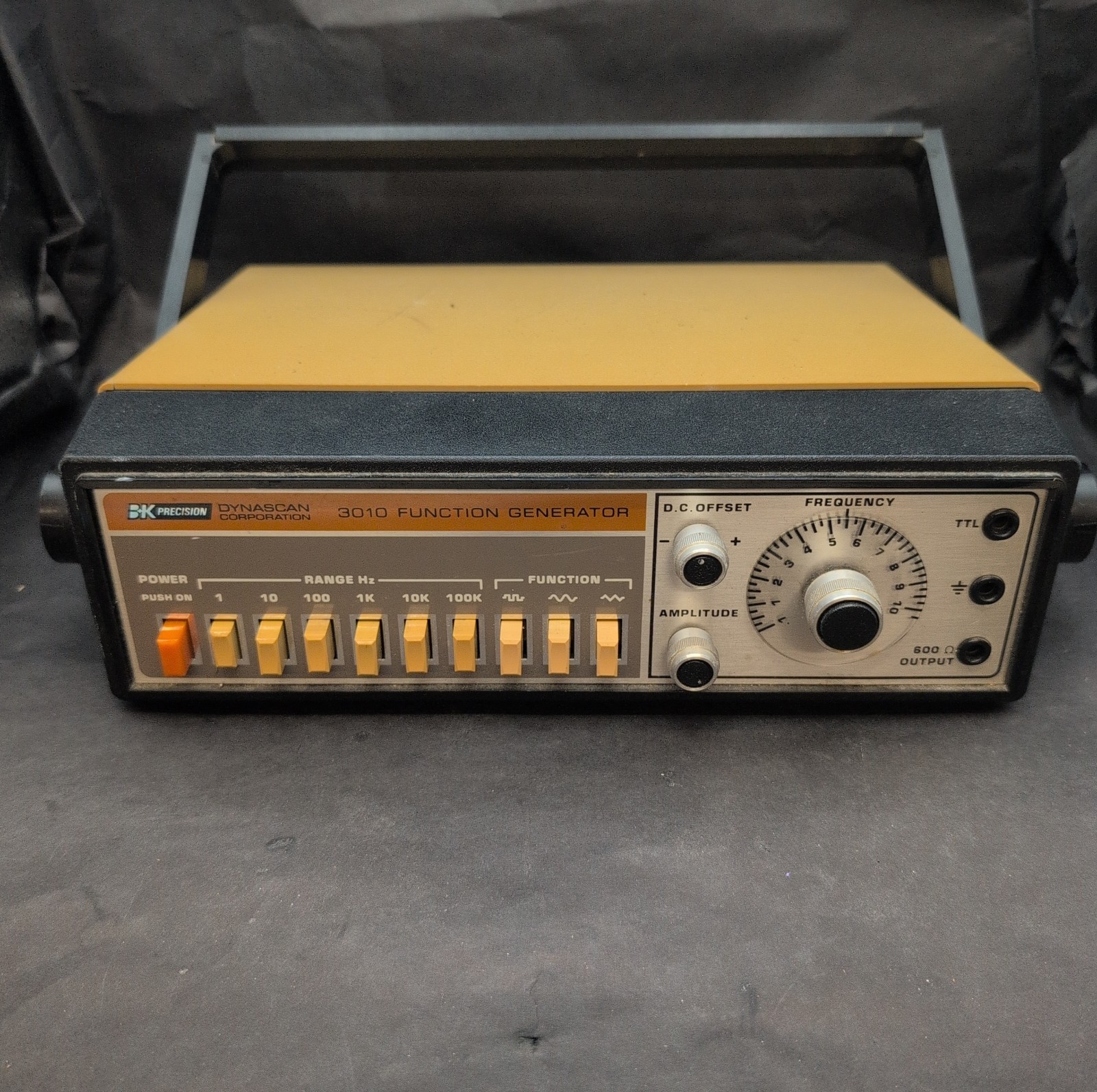 BK Precision 3010 Function Generator No Power Cord