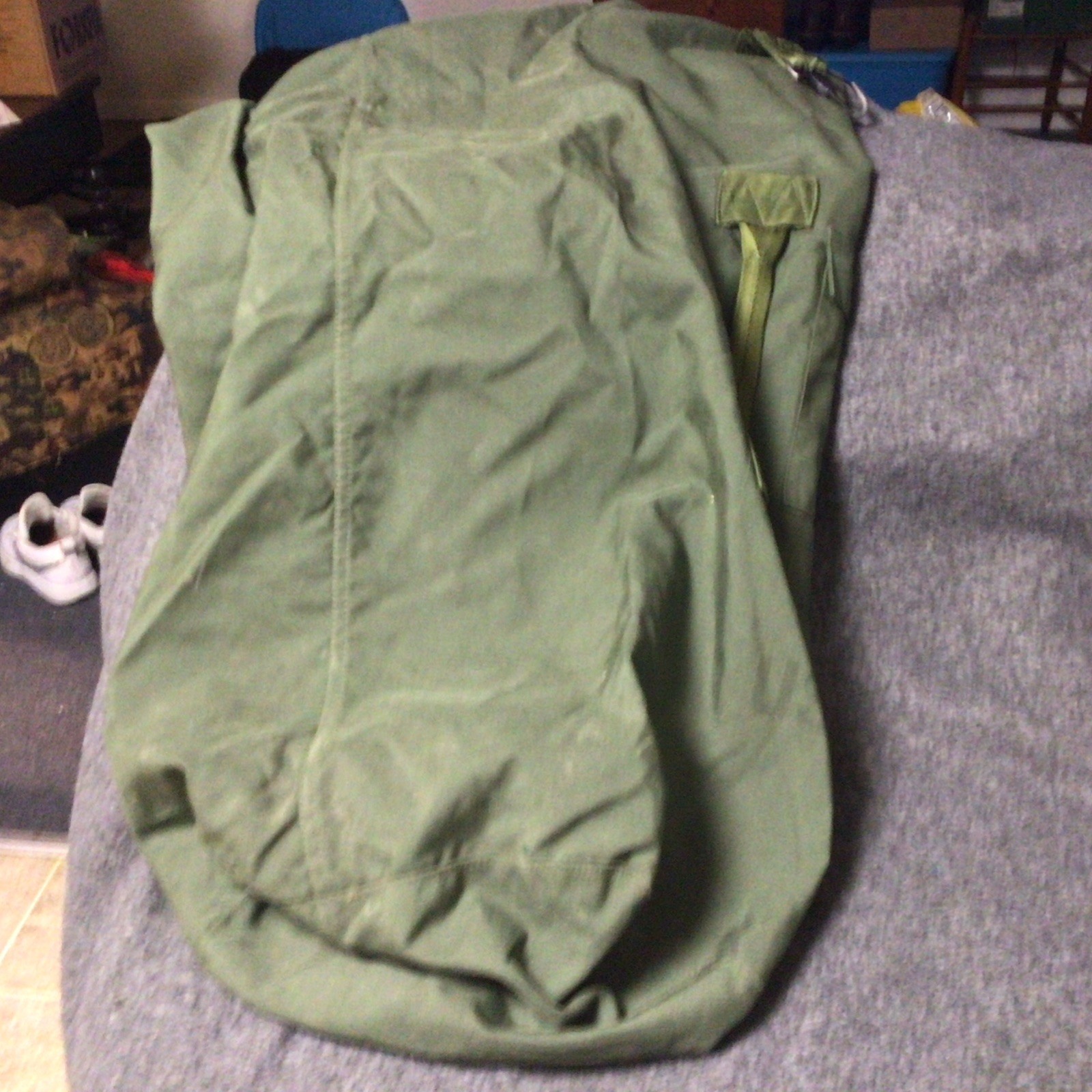 Military Duffle Bag OD Green Nylon Sea Bag Carry Straps Army Duffel USGI