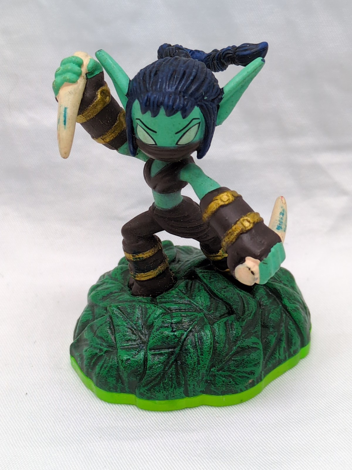 Skylanders Spyros Adventure Stealth Elf Figure