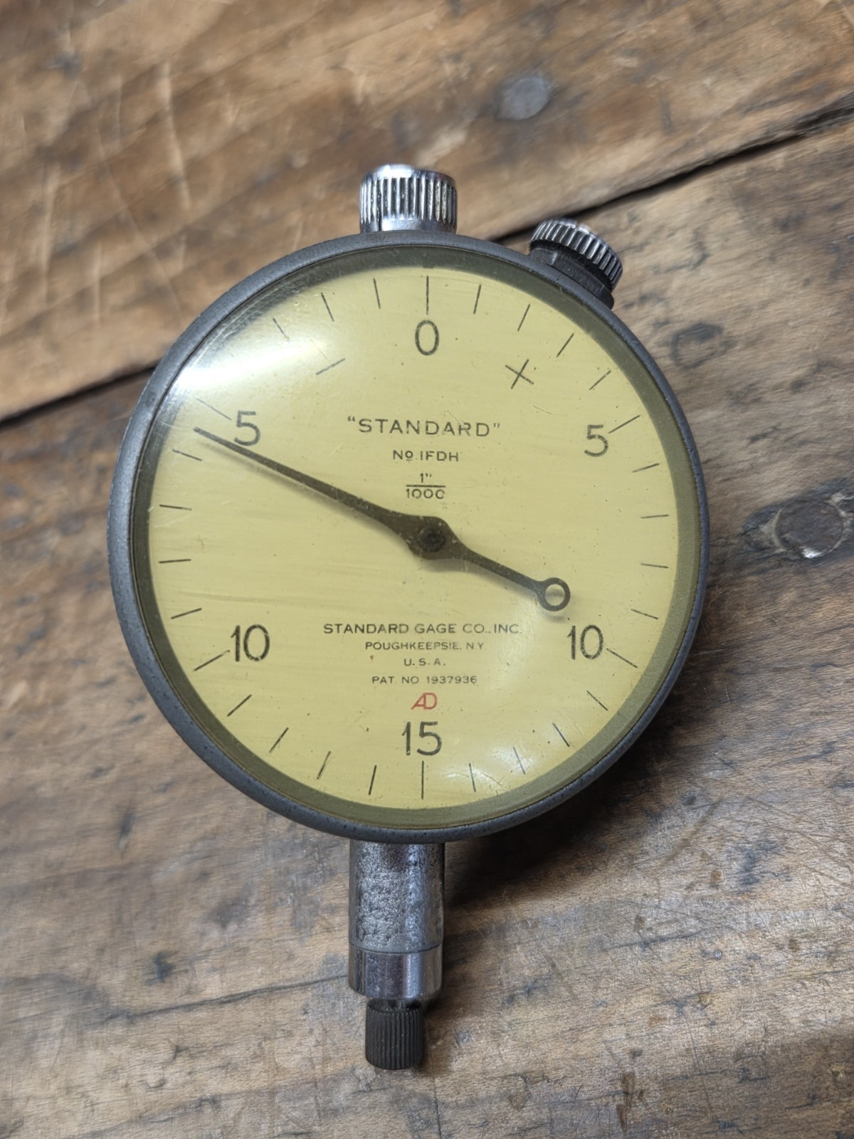 Vintage Standard Gage Co. Inc. 1FDH Dial Test Indicator 0-15-0 Balanced Face USA
