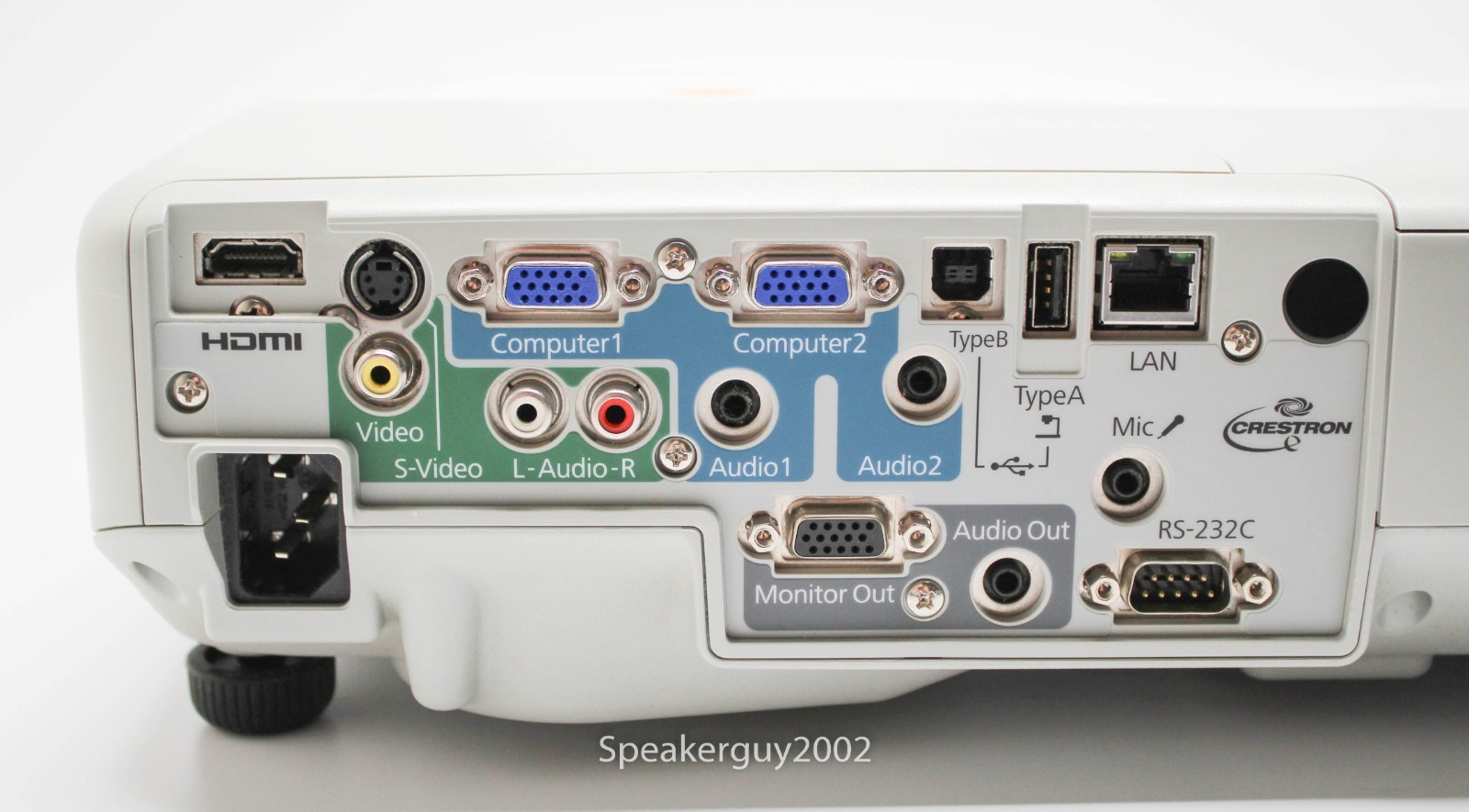 Epson PowerLite 915W Projector / H388A / 0194 -- CC