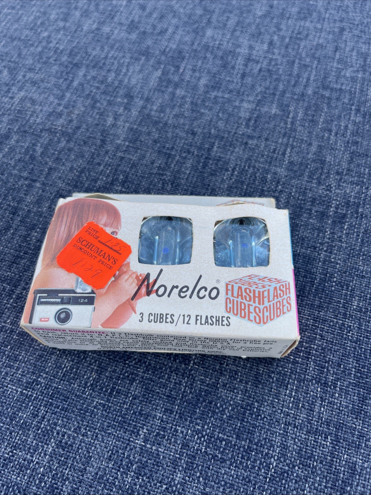 Vintage Norelco Flash Cubes 3 Cubes 12 Flashes Full  NOS