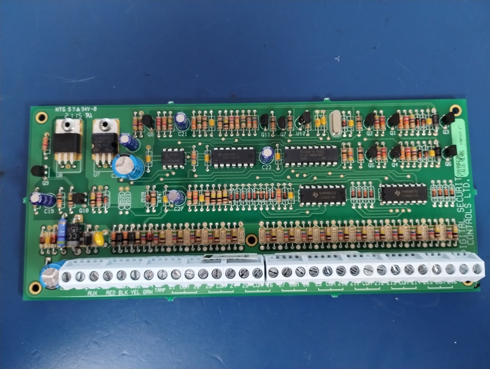 DSC PC4116 - Maxsys 16‑zone Hardwired Input Expander