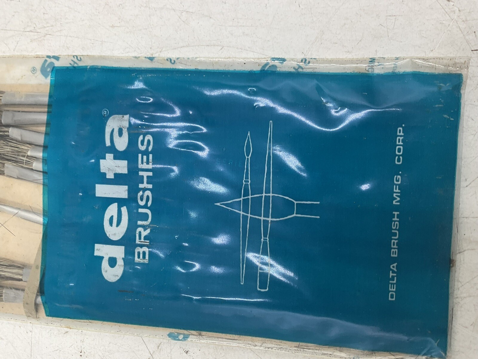 Vintage Delta Artist Paint Brushes NOS