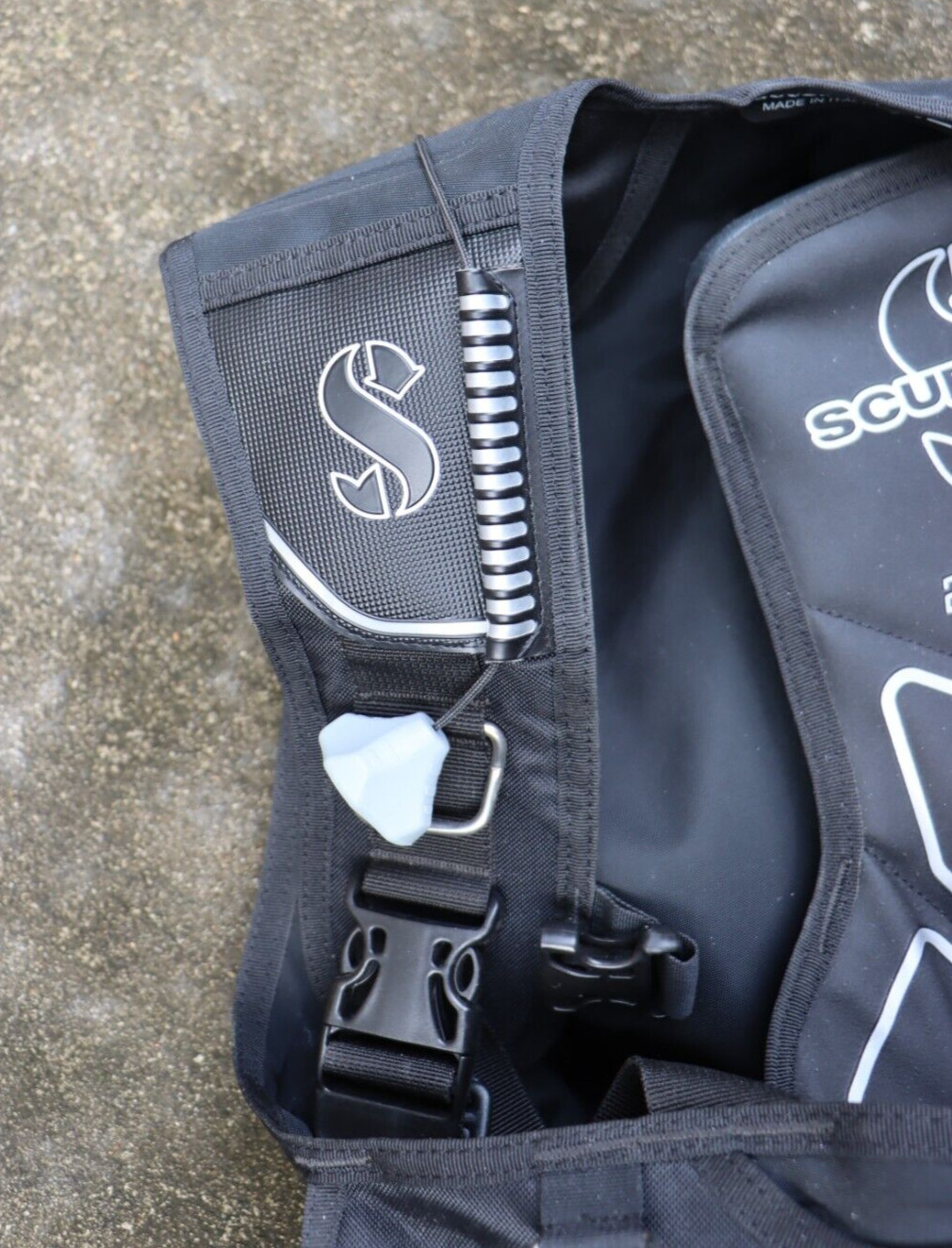 Scubapro Equalizer Buoyancy Compensator Size XL