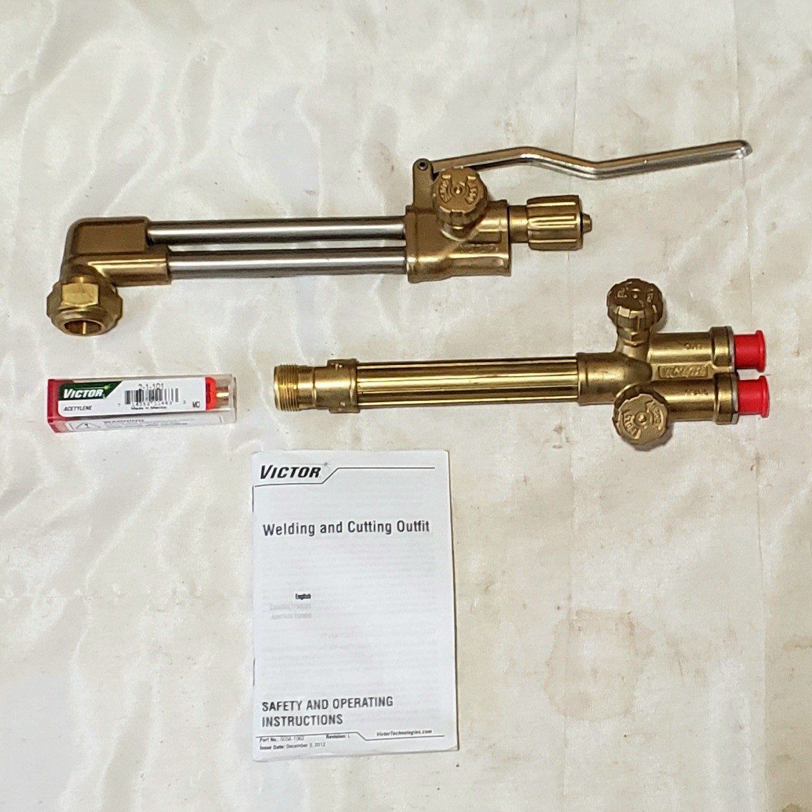 Victor Journeyman Welding Cutting Torch Set CA2460+ Attachment 315FC+ Handle Tip