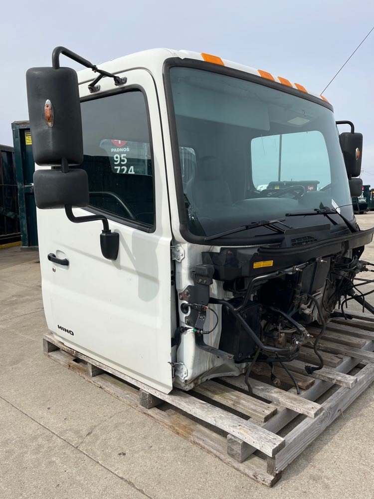 2009 Cab for Hino 268 (603-11268)