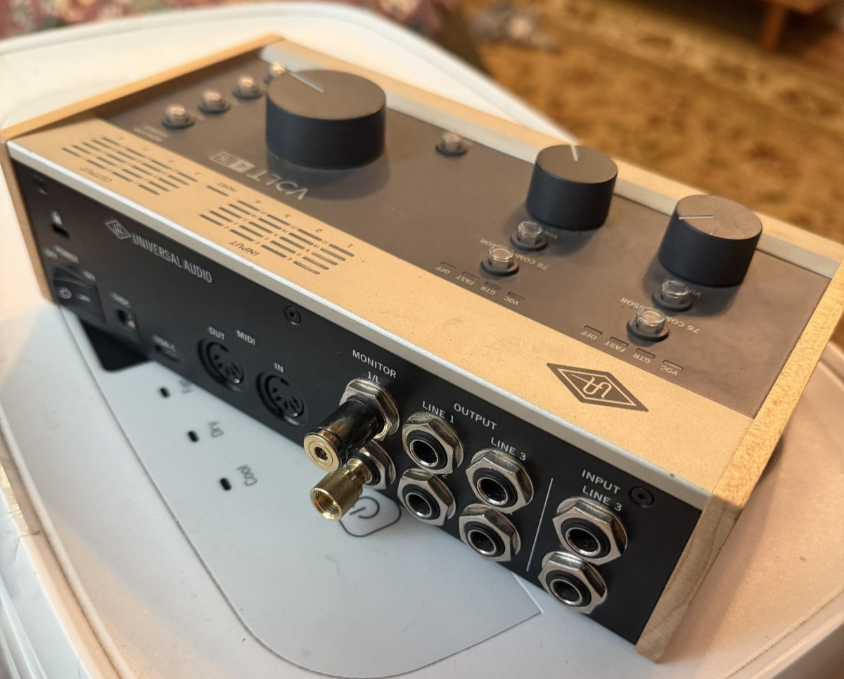 Universal Audio Volt 476 Audio Interface