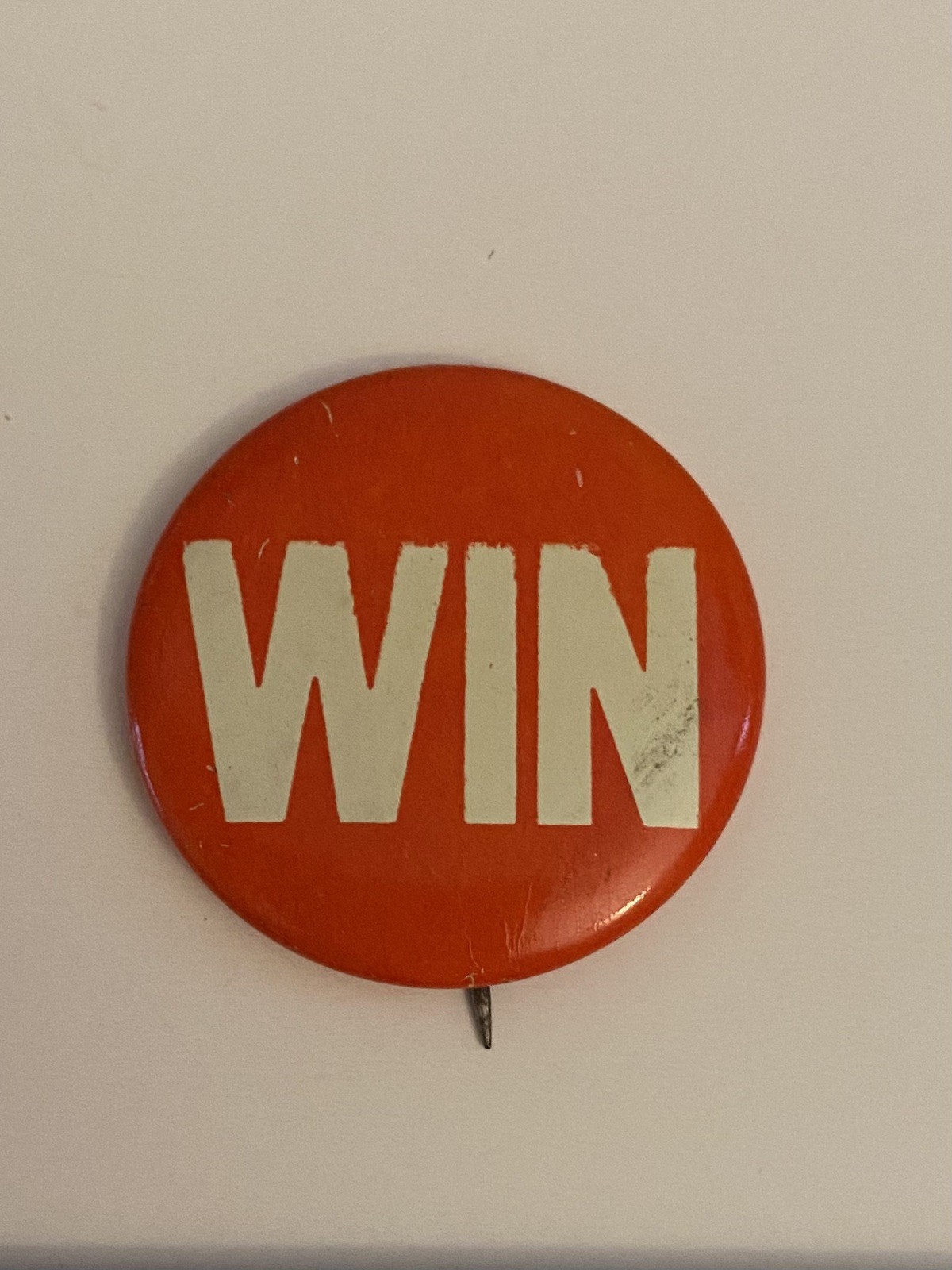 Win Pin Back Button P81