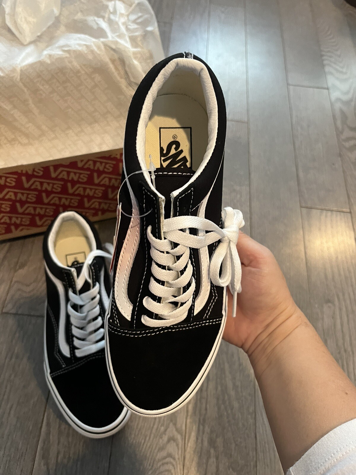 Vans Old Skool Stackform Women's sneaker SIZE6.5-10 VN0A7Q5M6BT 34mm black/whit
