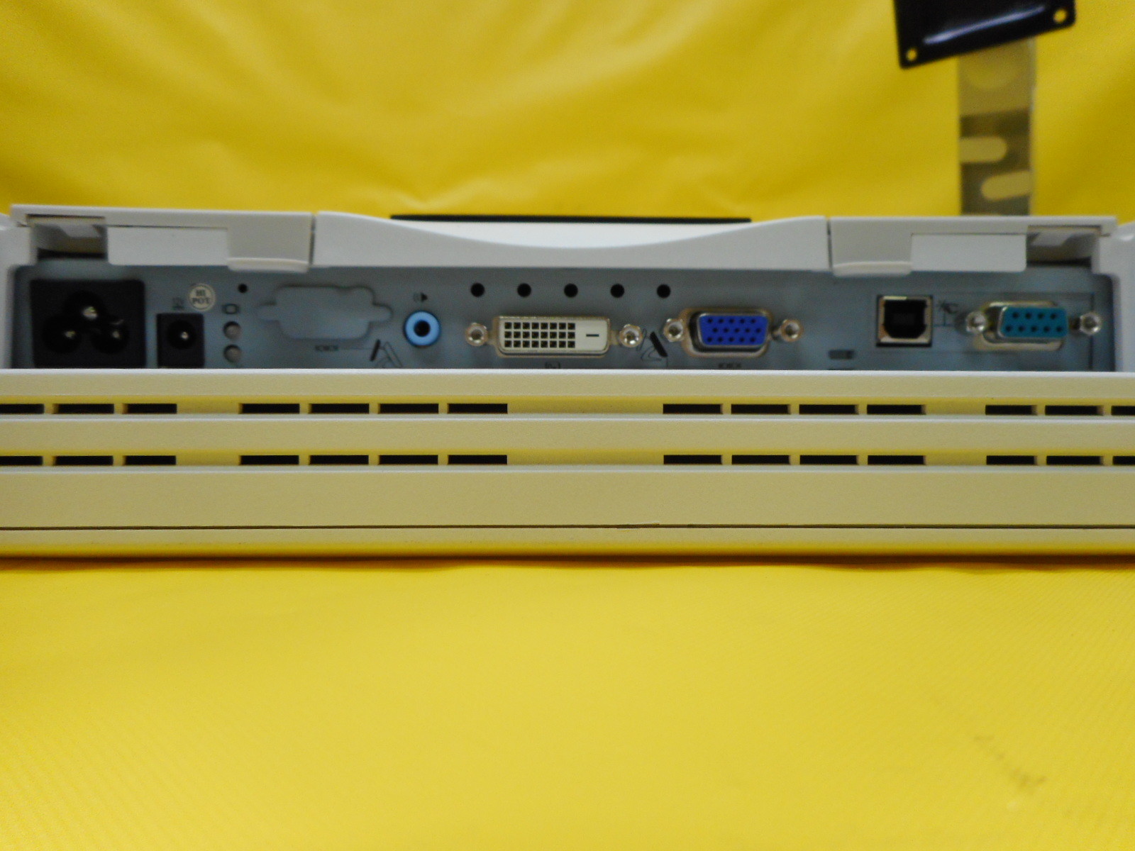 EOL TouchSystems 450261-000 Rev.M.1 RJD 4090 Monitor New Surplus