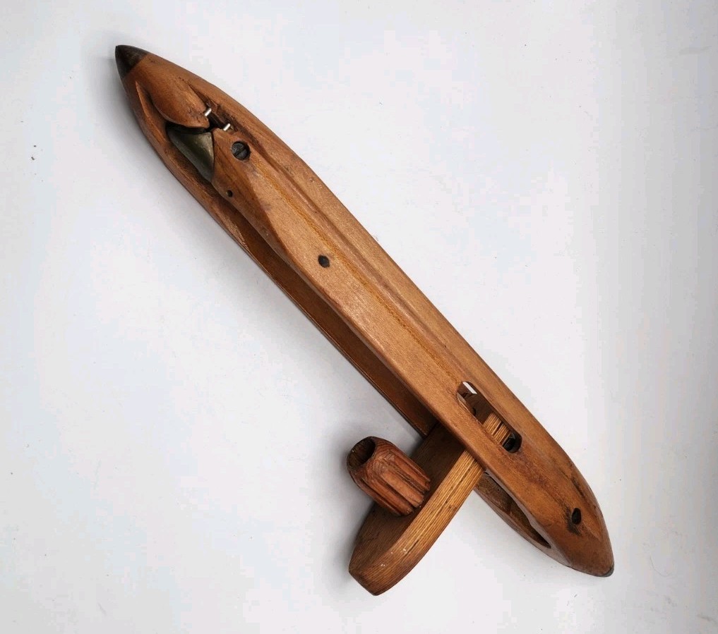 SH 245 Loom Shuttle Antique Wooden Metal Point Tips Cotton Boat Vintage 18"