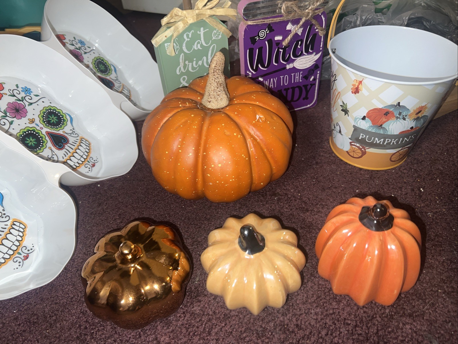 HALLOWEEN Mix Box Of Misc Items See Pics. Lot Of 8. Pumpkins, Signs, Skeletons