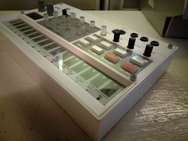 KORG Volca Sample Digital Sampler Sequencer for Live Beat Making Japan Fast Ship