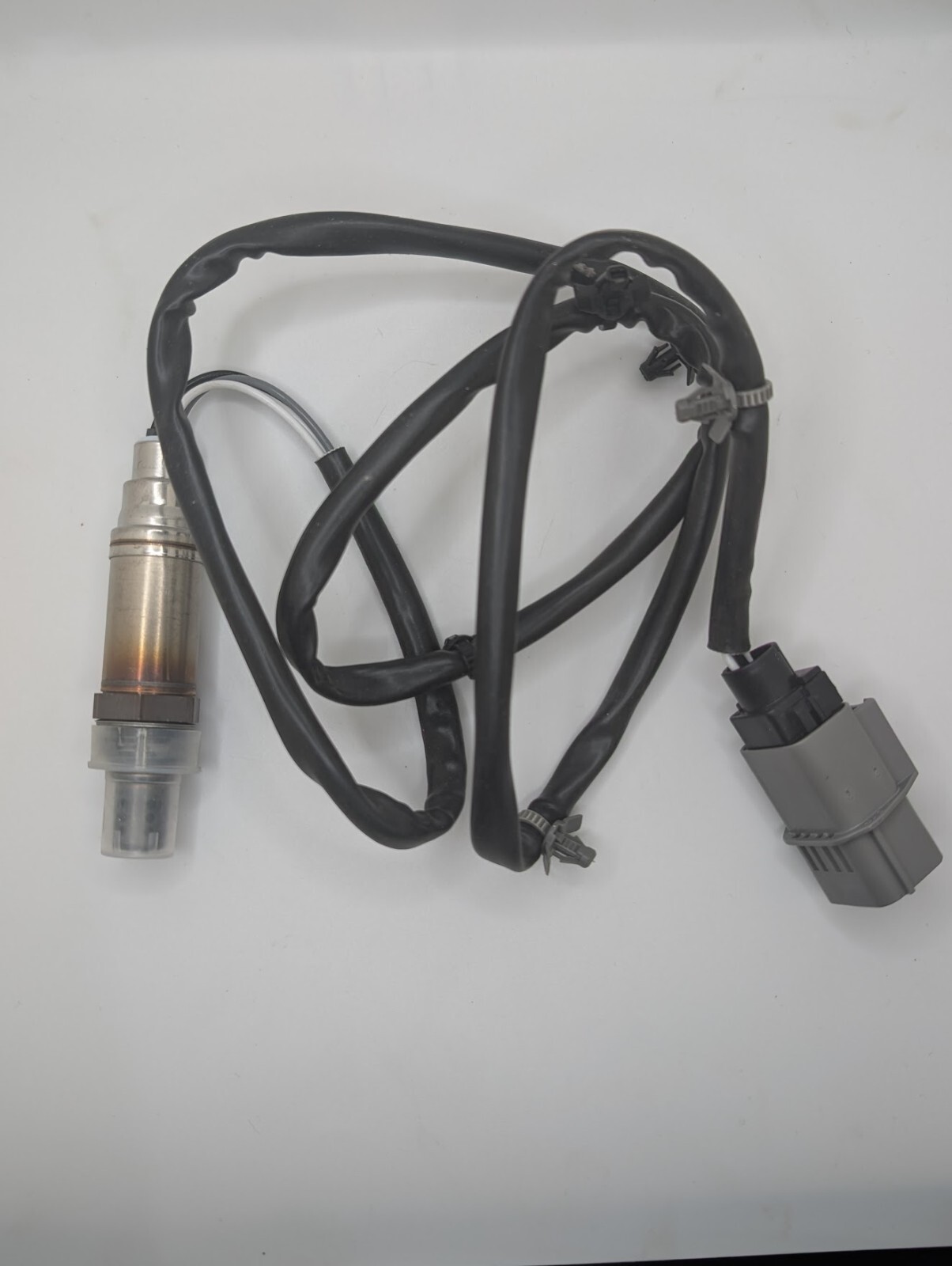 Oxygen Sensor - OE Bosch 15445 fits 2001 INFINITI QX4 3.5L-V6 - F00HL00227