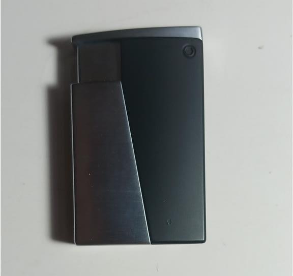 KAR LIGHTER SILVER INCLINE BACK WITH ORIGINAL BOX