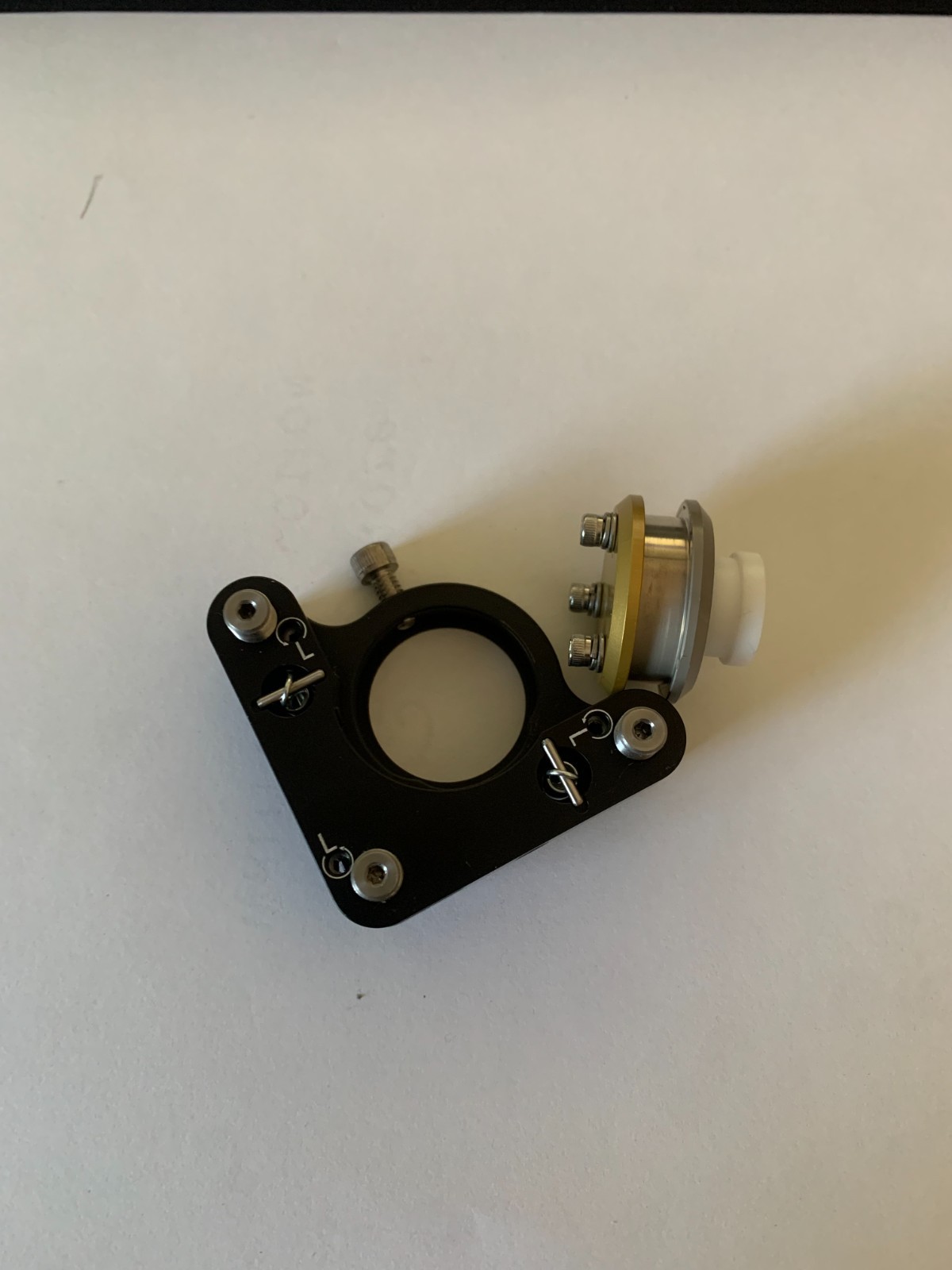 P100-AI31 Mirror Mount, PERFORMA-i, 1.0 in., 100 TPI, 3 Locking Allen-Keys