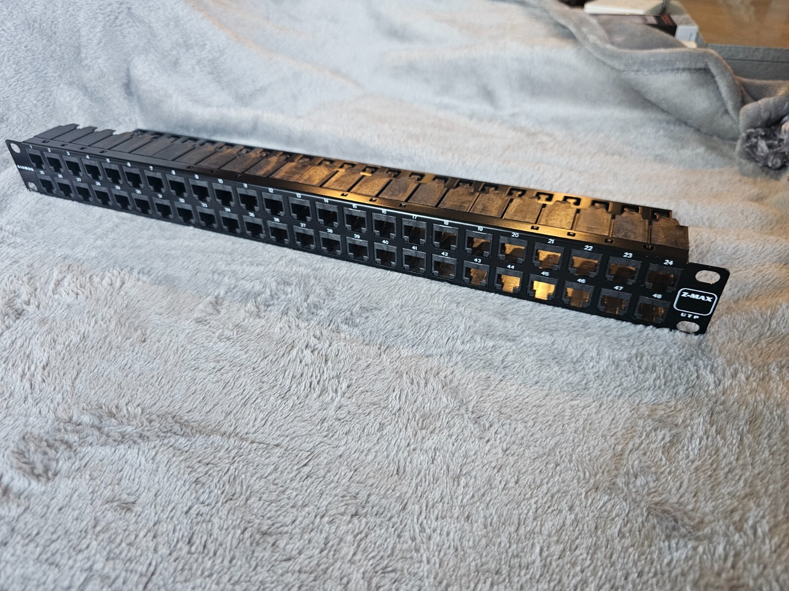 SIEMON Z PNL U48E Z MAX SHIELDED EMPTY PATCH PANEL 48 PORT