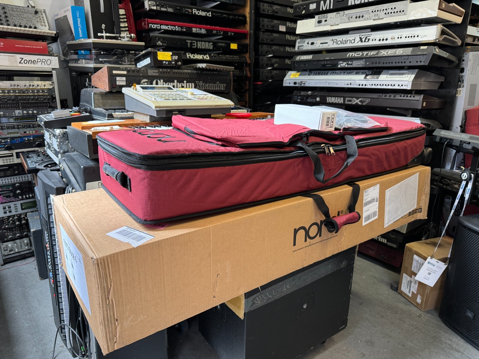 Nord Stage 4 88 key w/GB88 gig bag, weighted keyboard Piano/Synth/Organ  ARMENS