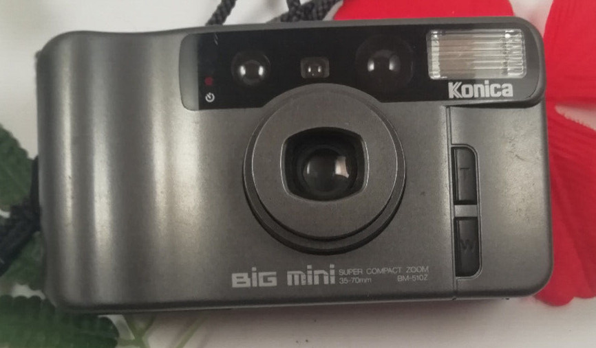 KONICA BIG MINI 35mm Point & Shoot Film Camera