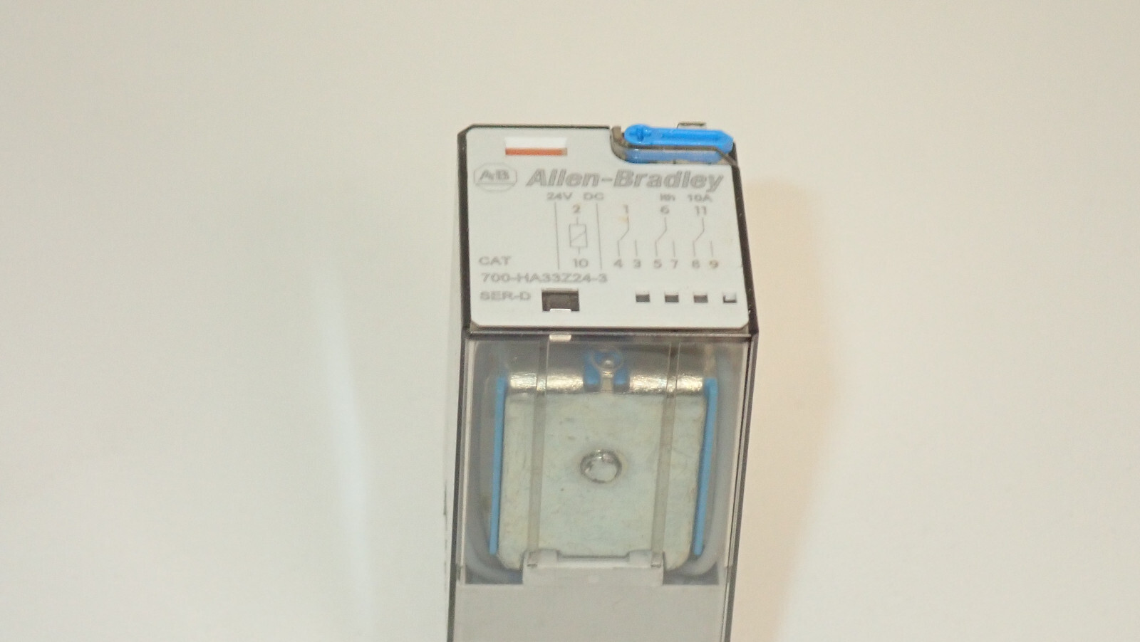 ALLEN BRADLEY 700-HA33Z24-3 RELAY 24VDC