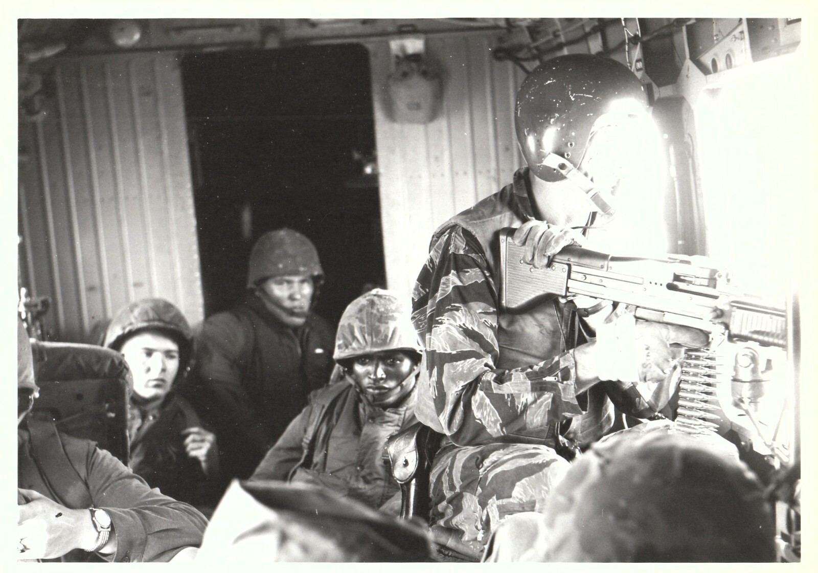 VINTAGE PHOTO VIETNAM: 3rd MAR DIV, LANDING TEAM 3/4, DANANG 14 APRIL 65