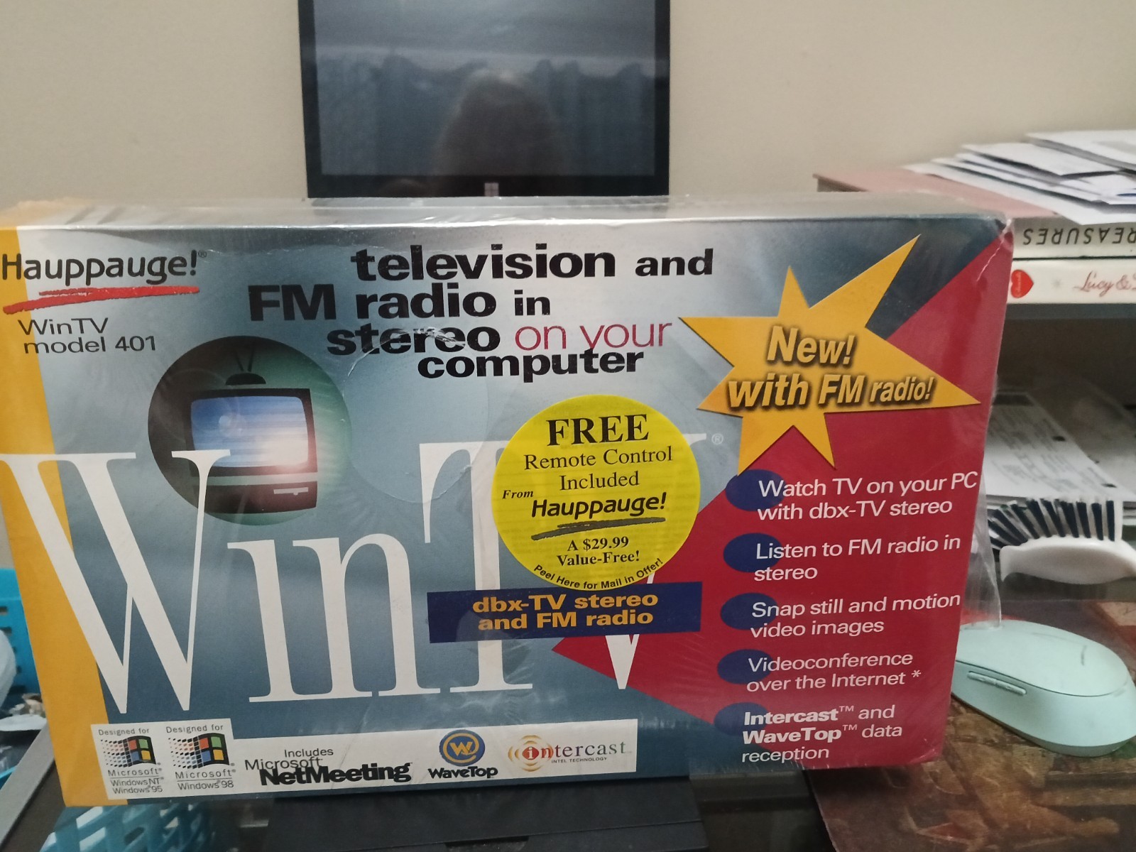 Hauppauge Watch TV FM Radio on your Desktop PC Model 401 WINTV - Brand New