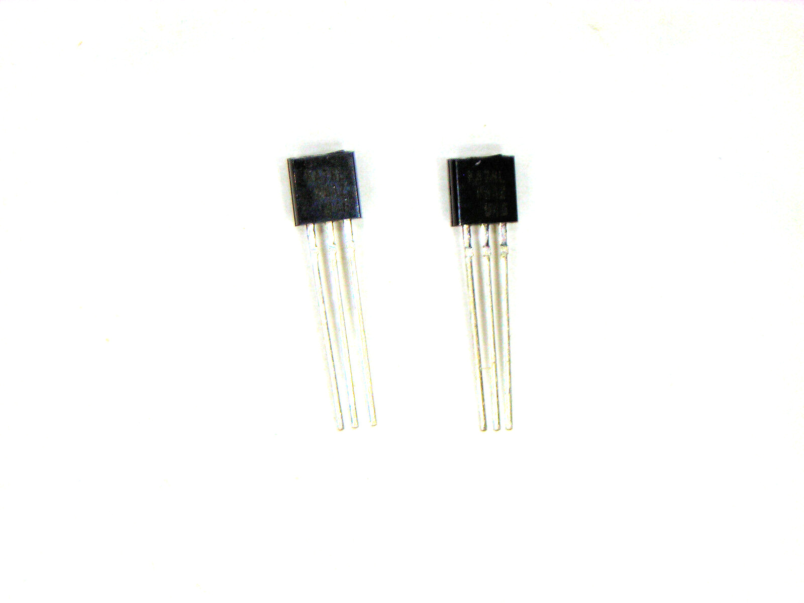 KA78L08AZ  Samsung 8V Positive Voltage Regualtor TO-92  2 pcs