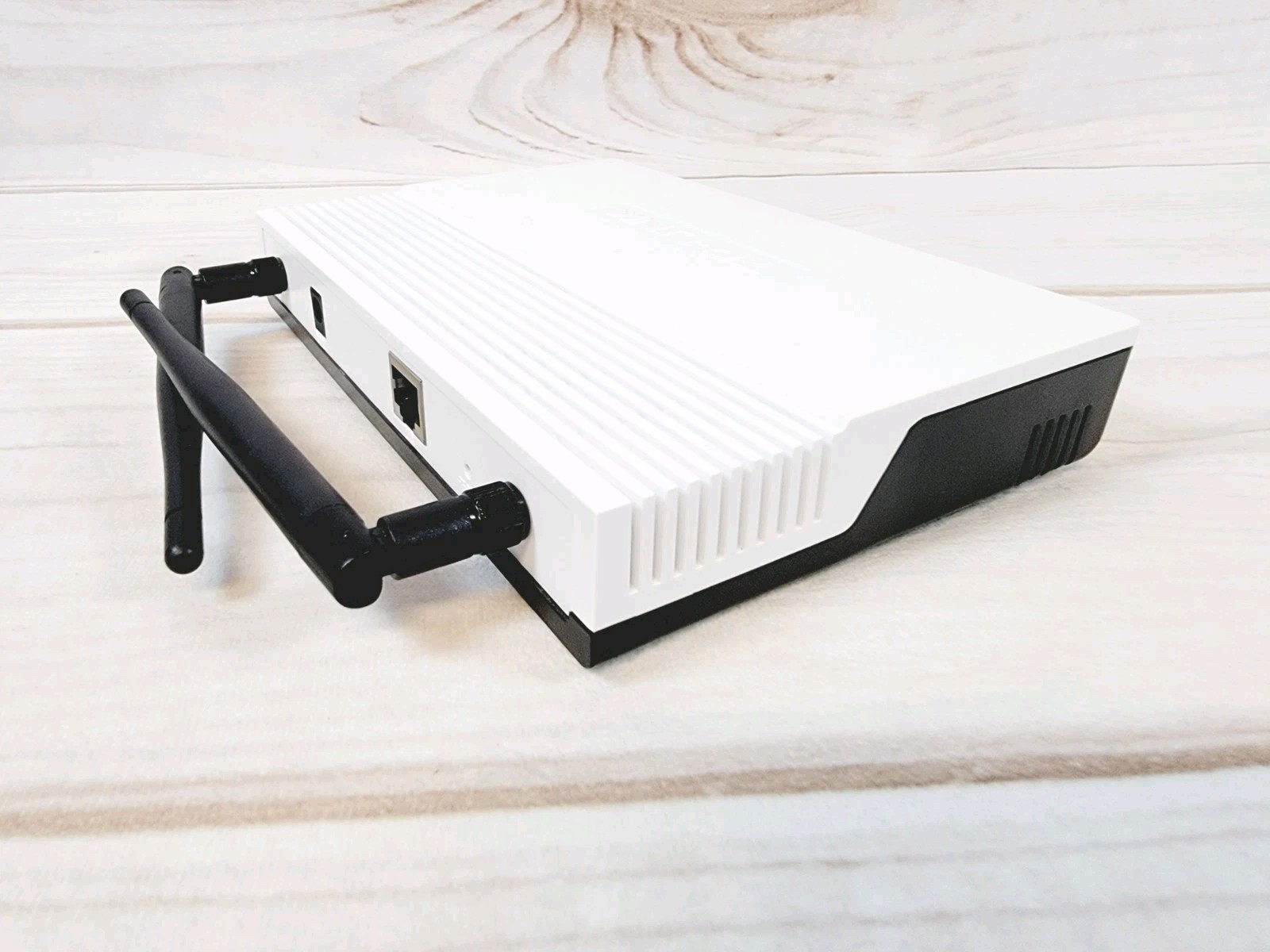 TP Link WiFi Wireless N Access Point TL-WA801ND 300Mbps Tested