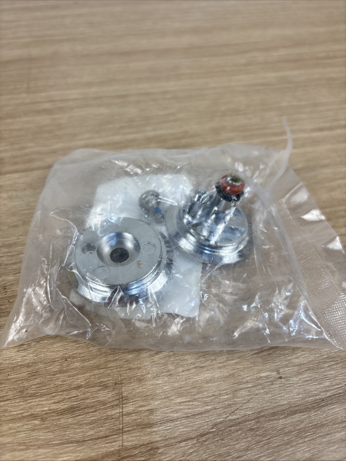 Global Partitions 40-8513380 HDW BE/SS Concealed Latch Door Knobs 2EHL4