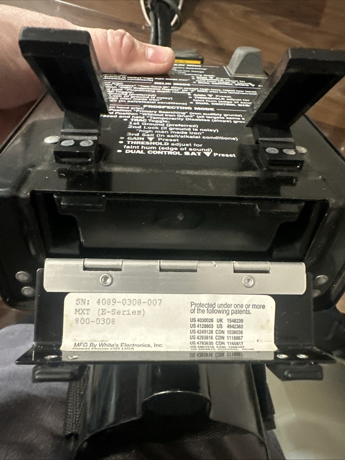 White's MXT E Tracker Metal Detector w Sunray DX-1 Probe & Eclipse DD Coil