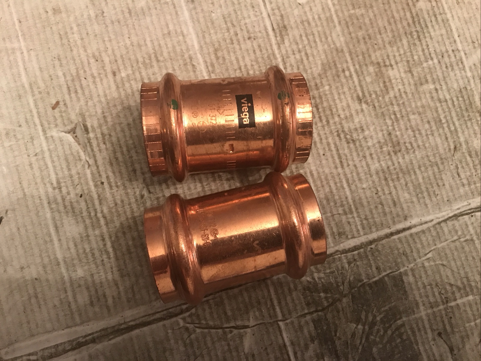 Lot Of 2. 1-1/2" Viega mueller Press W/Stop Coupling CxC Copper 78067 PF 10149