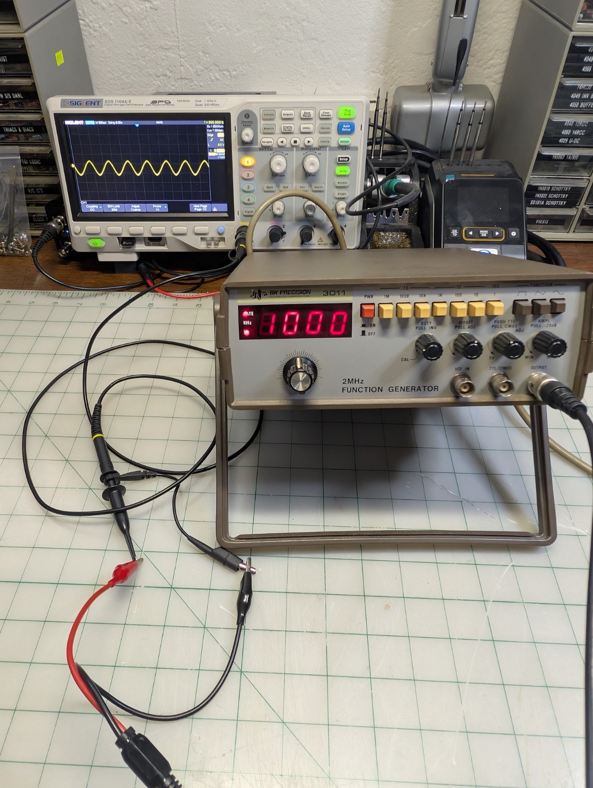 BK Precision 3011 Function Generator — Tested Working — 2 MHz, Digital Display