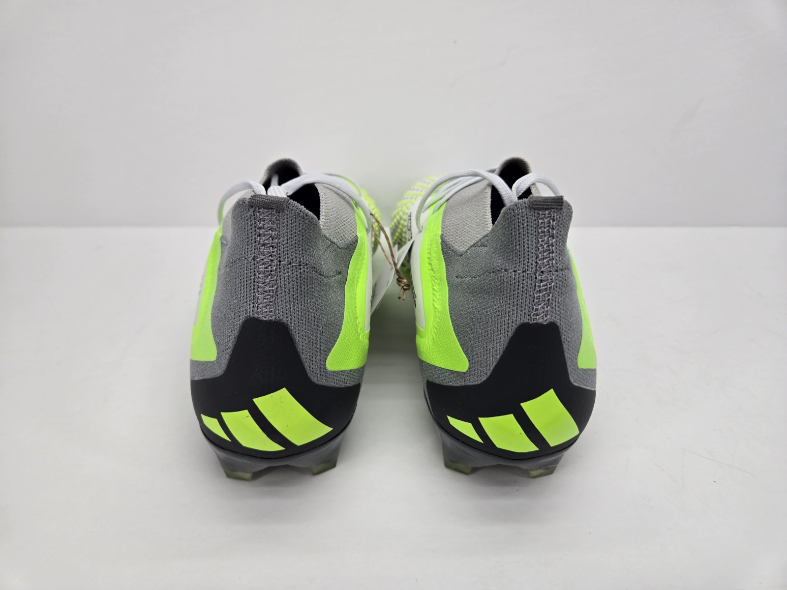 Adidas Predator Accuracy .1 Firm Ground Soccer Cleat GZ0035 Mens 7.5 Womens 8.5
