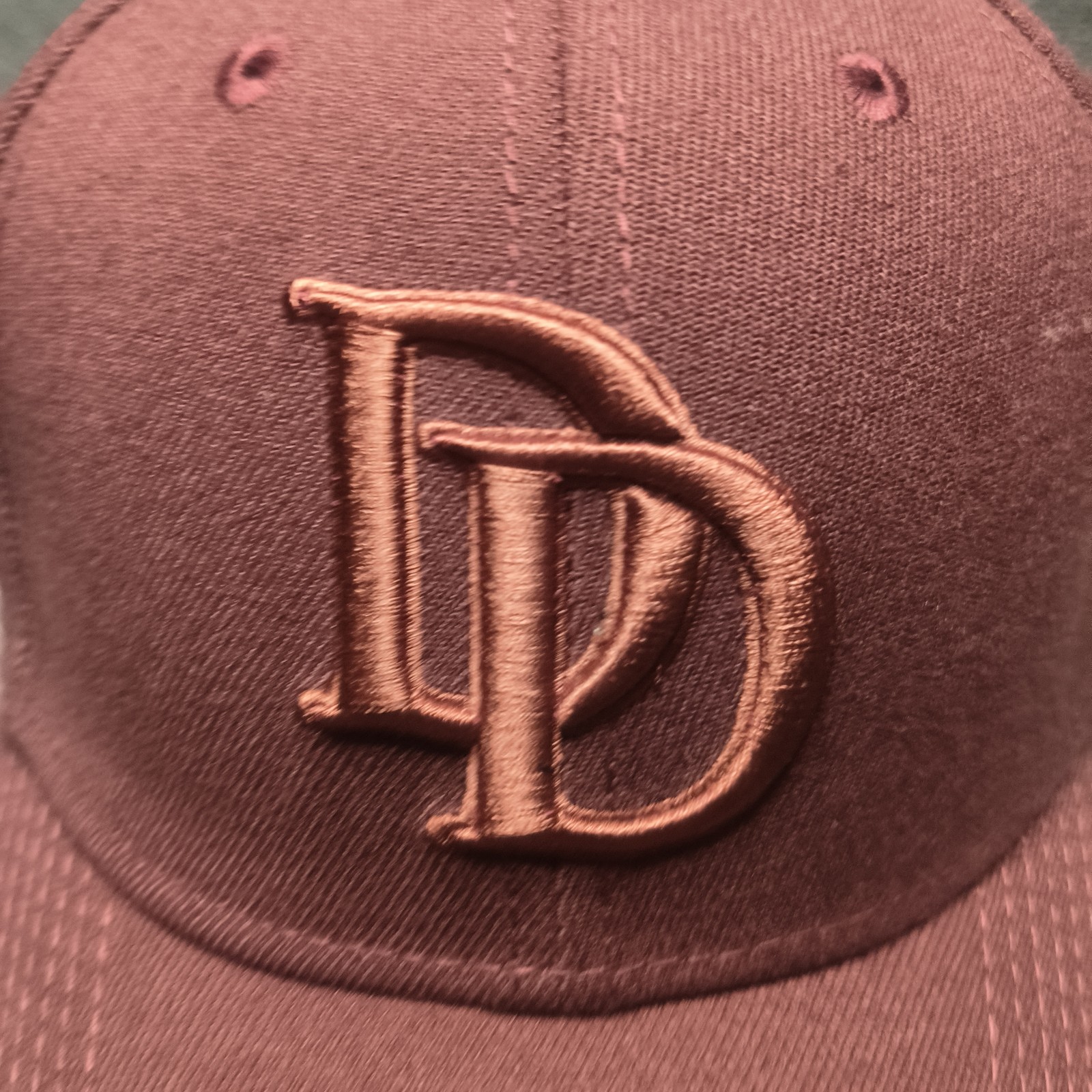 New Era Marvel Daredevil 39THIRTY Maroon Baseball Cap Hat Strapback J672