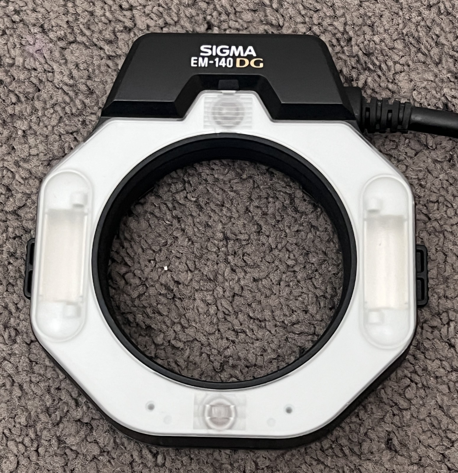 SIGMA ELECTRONIC FLASH MACRO EM-140 DG EO-ETTL II for Canon