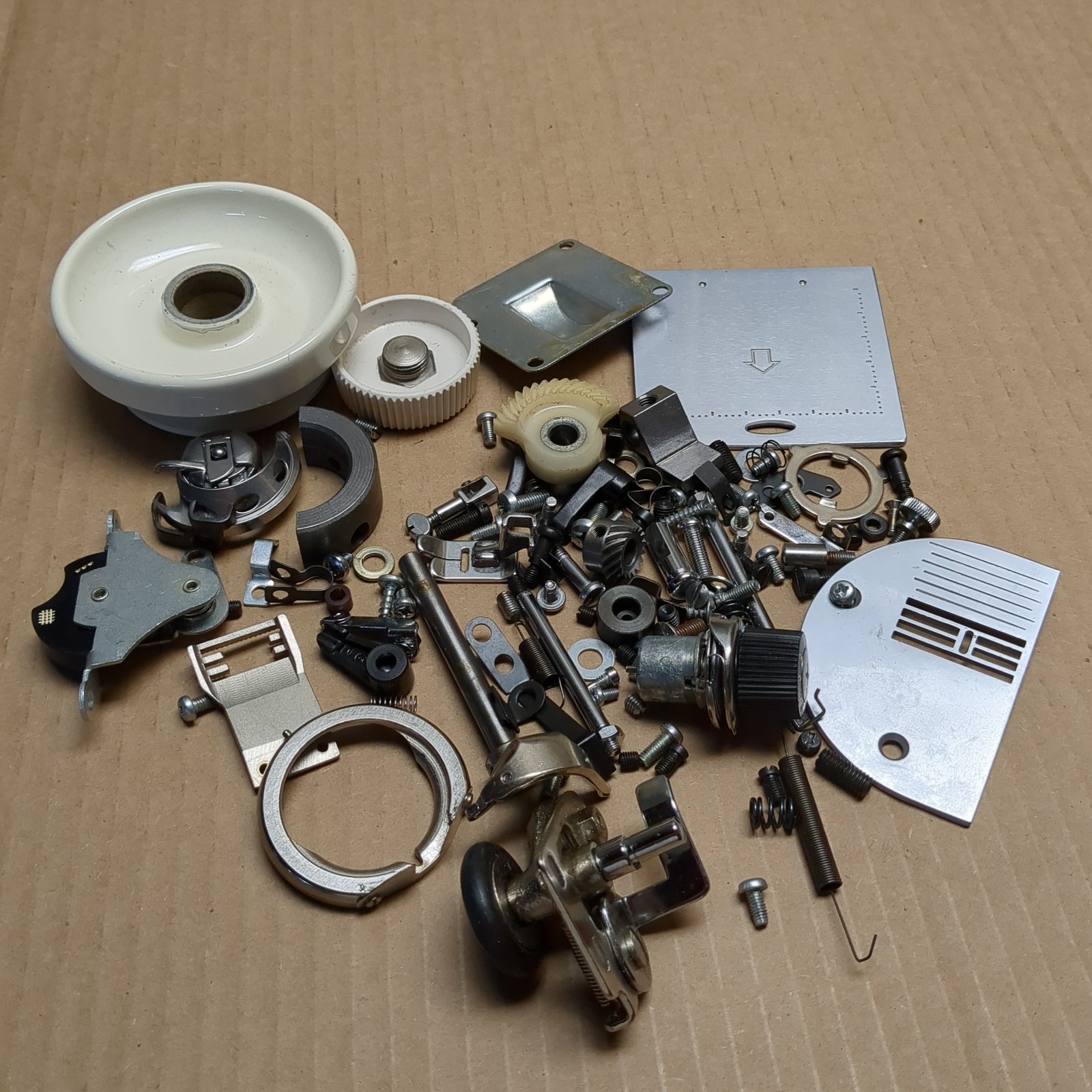 Riccar 666 SU Sewing Machine PARTS LOT Japan Vintage