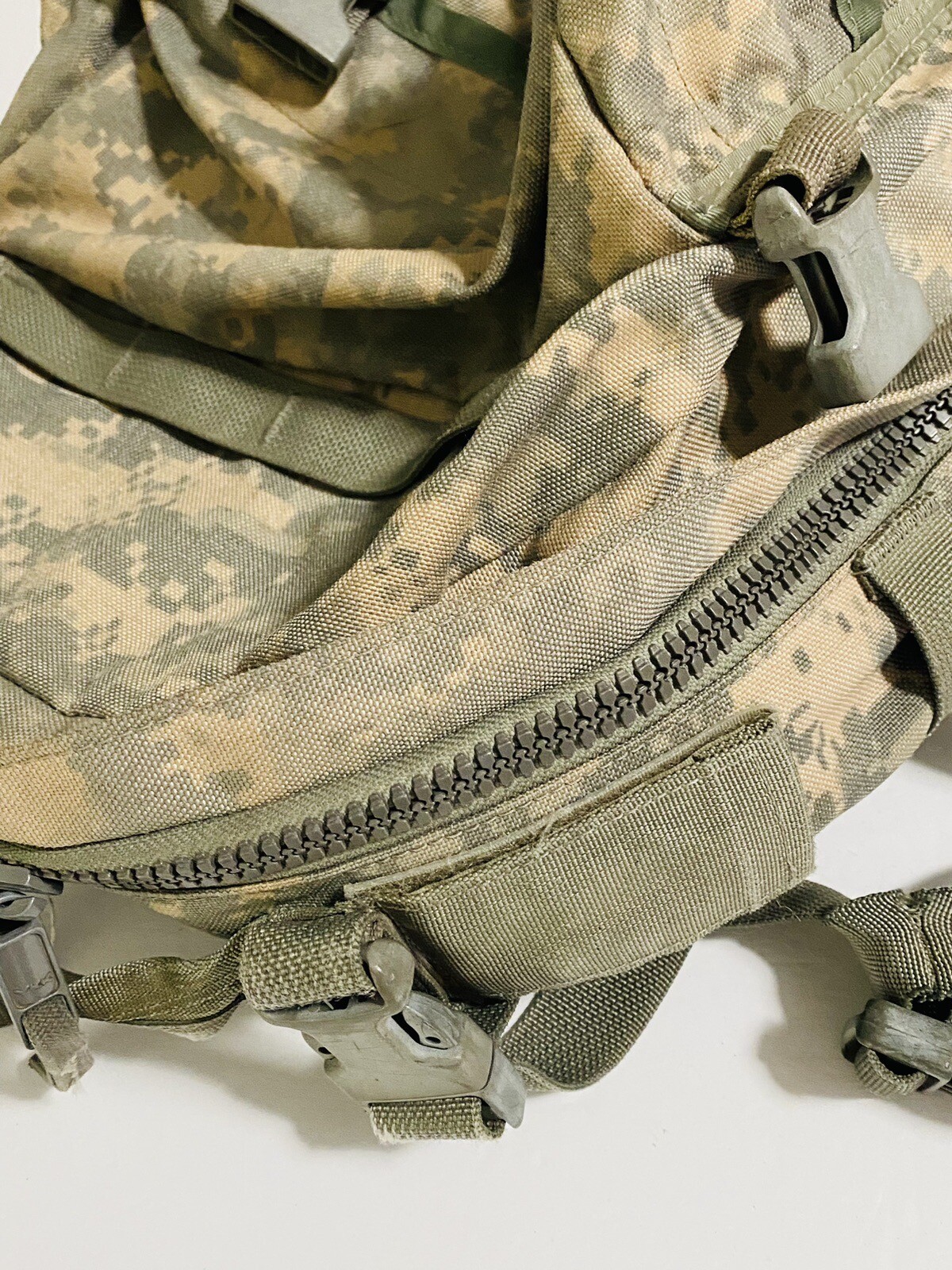 Modular Lightweight Load Carrying Equipment Molle II Assault Back Pack US